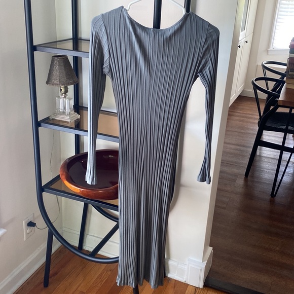 Women’s Dynamite ribbed long sleeve dress - Picture 5 of 5